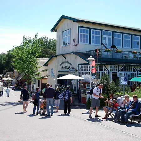 Kapitaenshaus In Strandnaehe In Habitación en casa particular