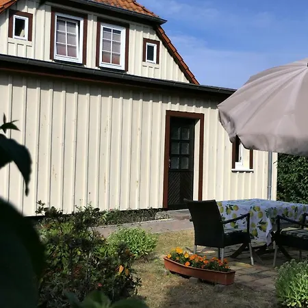 Habitación en casa particular Kapitaenshaus In Strandnaehe In