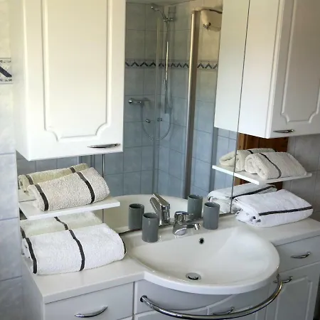 Kapitaenshaus In Strandnaehe In * Prerow