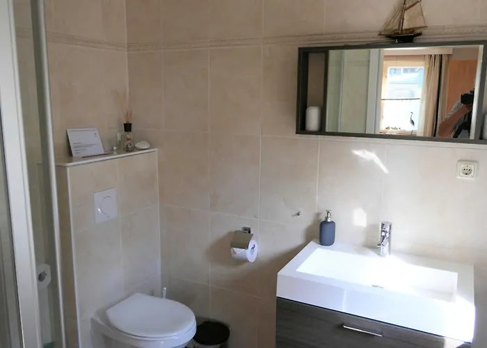 Kapitaenshaus In Strandnaehe In