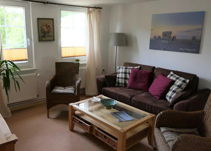 Kapitaenshaus In Strandnaehe In ホームステイ *